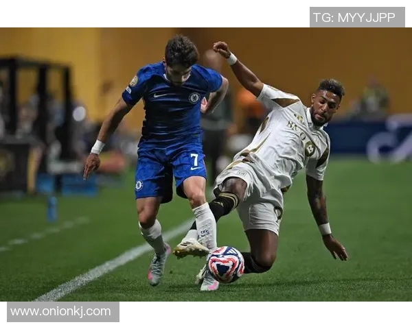 洛杉矶FC与哥伦布机员激战正酣比分揭晓精彩瞬间回顾